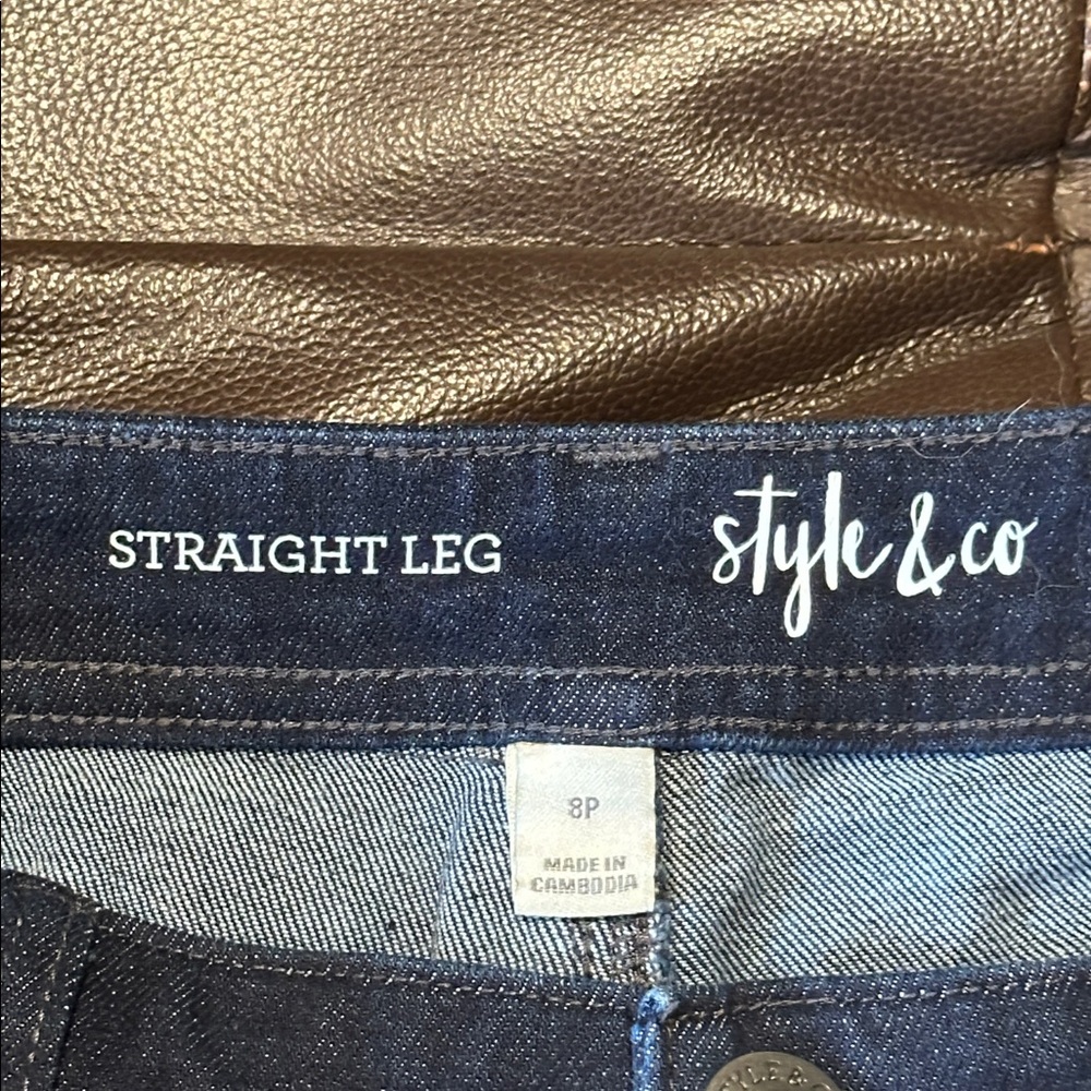Straight Leg Jeans 8P - Picture 4 of 5